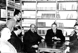 File:1956 comision autonomia Berisso.jpg