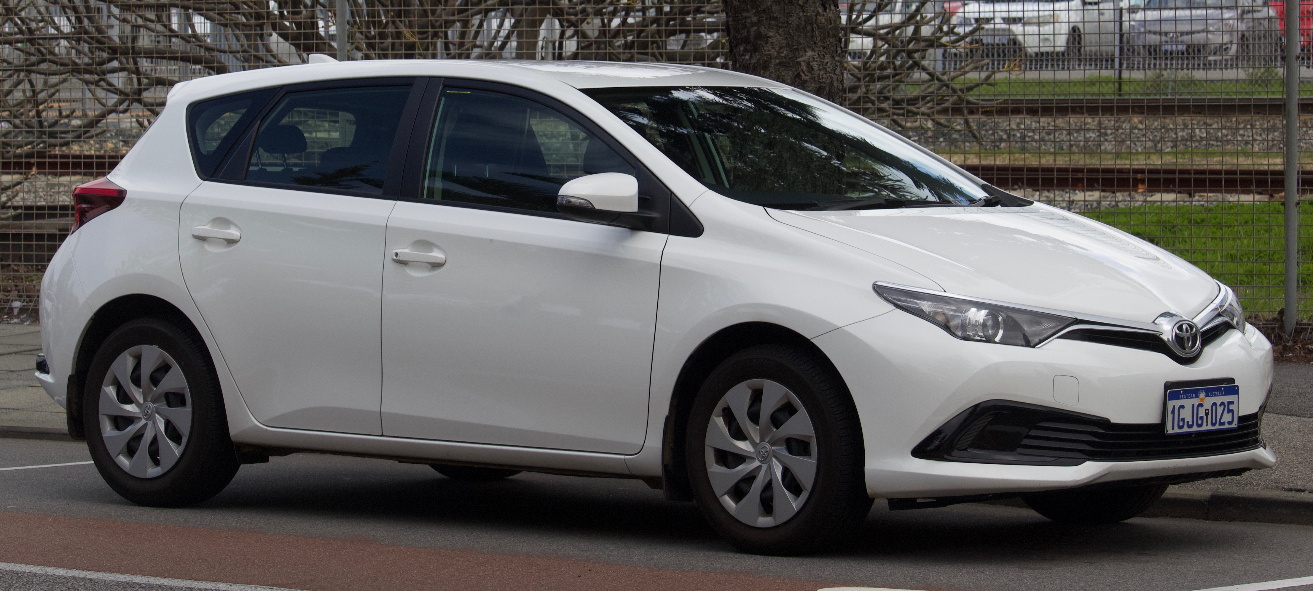 Toyota Auris Wikipedia - toyota new models 2019 uk