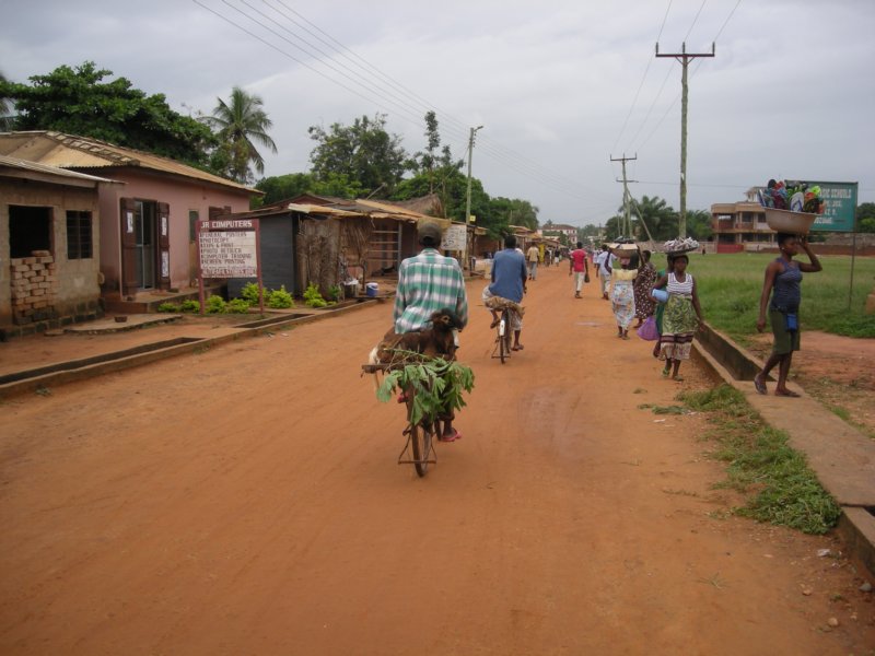 File:Agbozume road.jpg