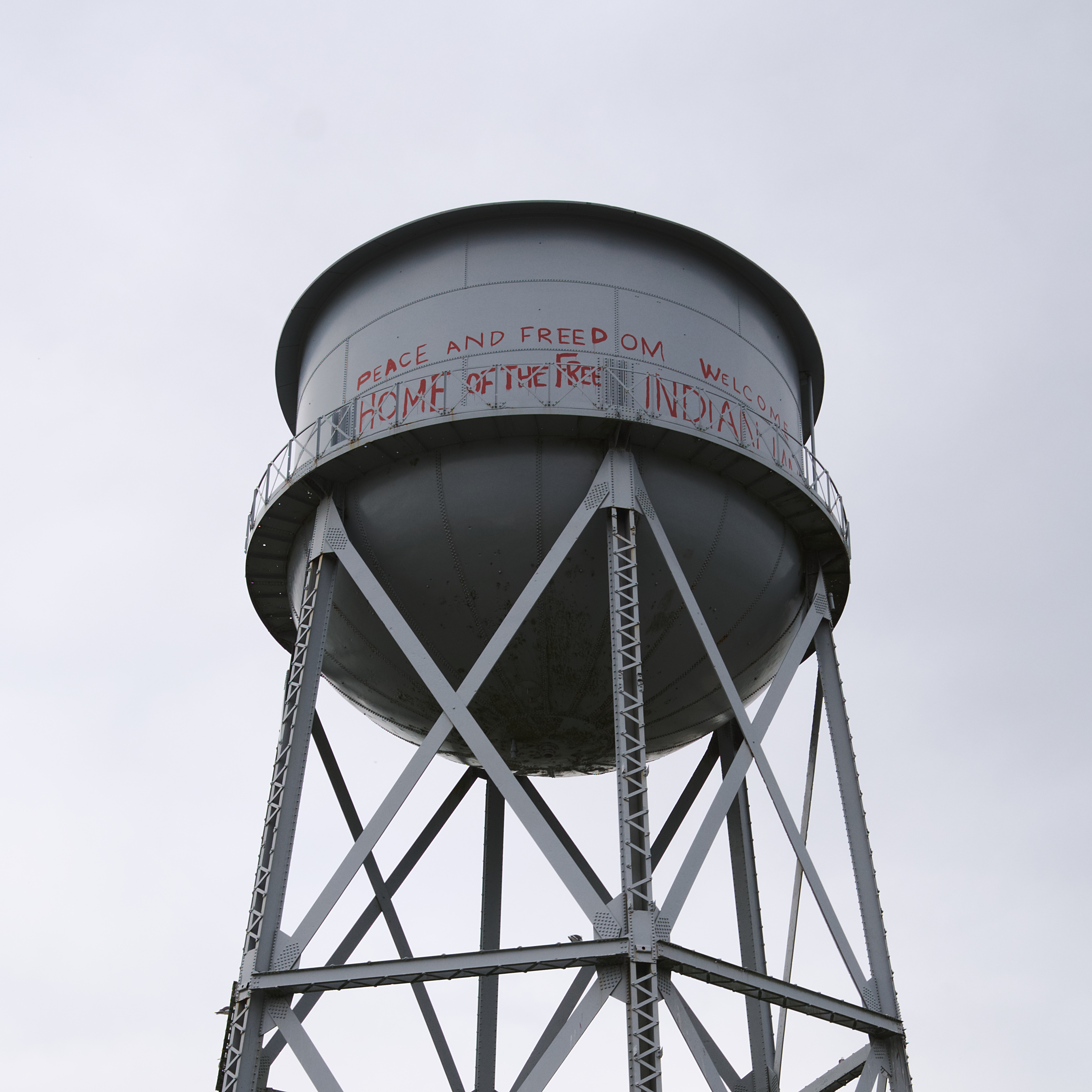 Alcatraz water tower - Wikipedia