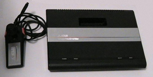 Archivo:Atari 7800 pro system.jpg
