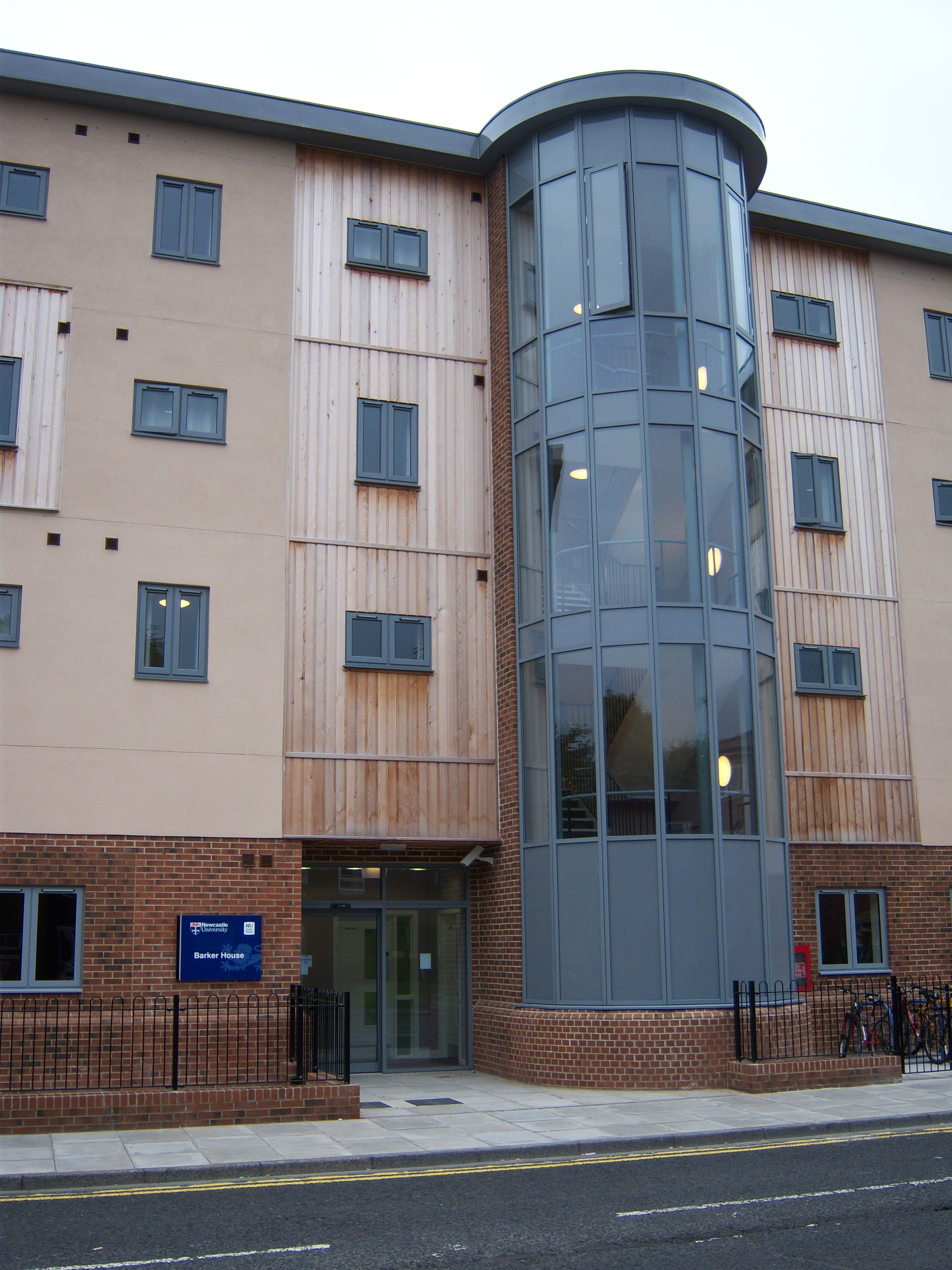 File Barker House Newcastle University 5 September 2013 2 .jpg