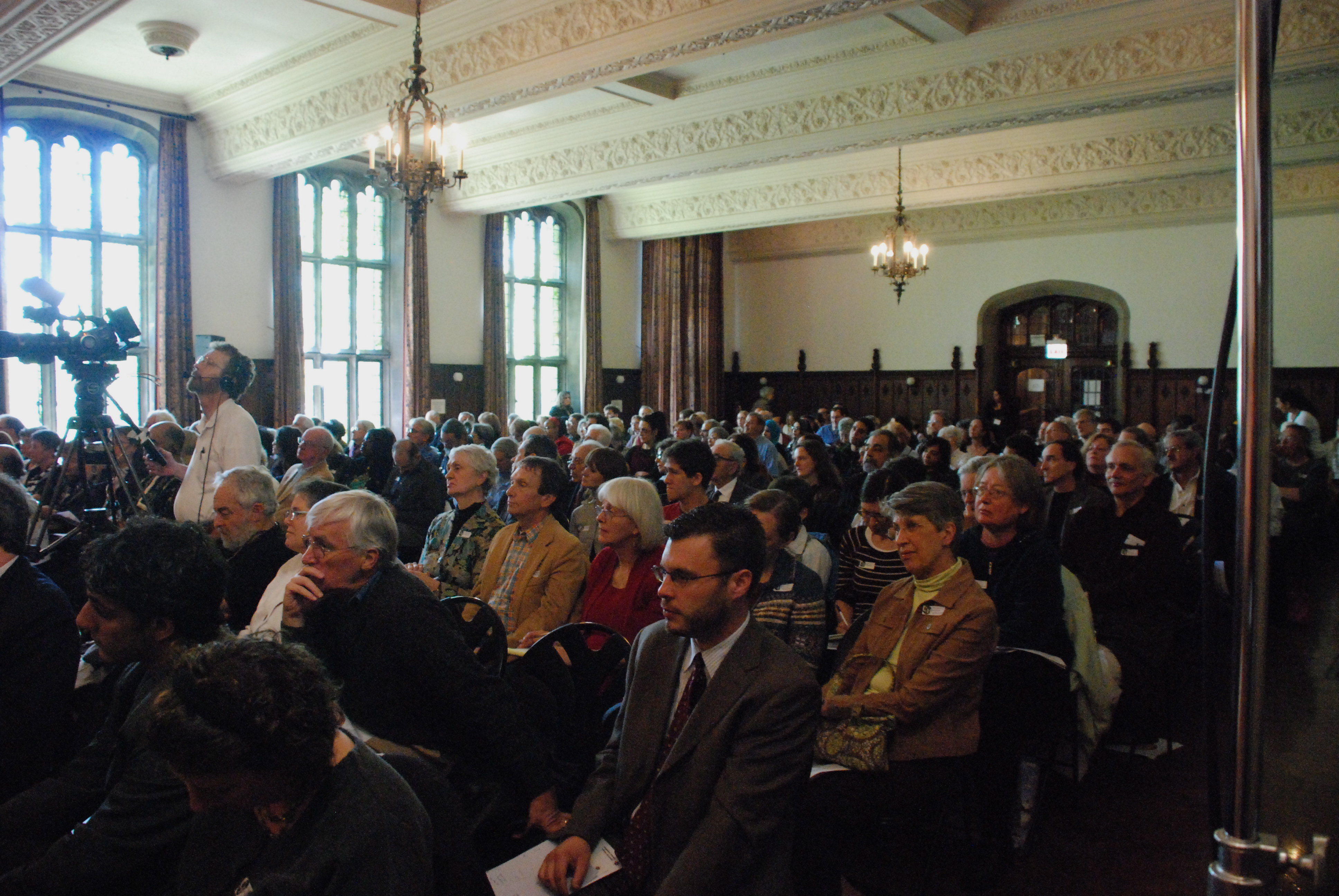 Hearing audience