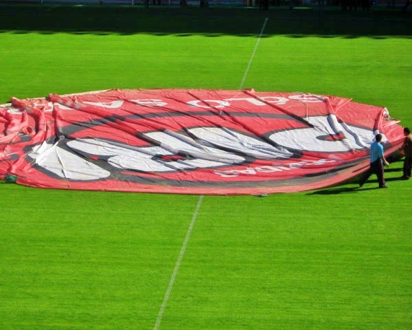 File:Chillán - 2009 - 76 - Estadio Bicentenario Municipal Nelson Oyarzún.jpg