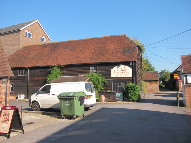 File:Chilli Pepper @ The Hop Barn - geograph.org.uk - 2632328.jpg