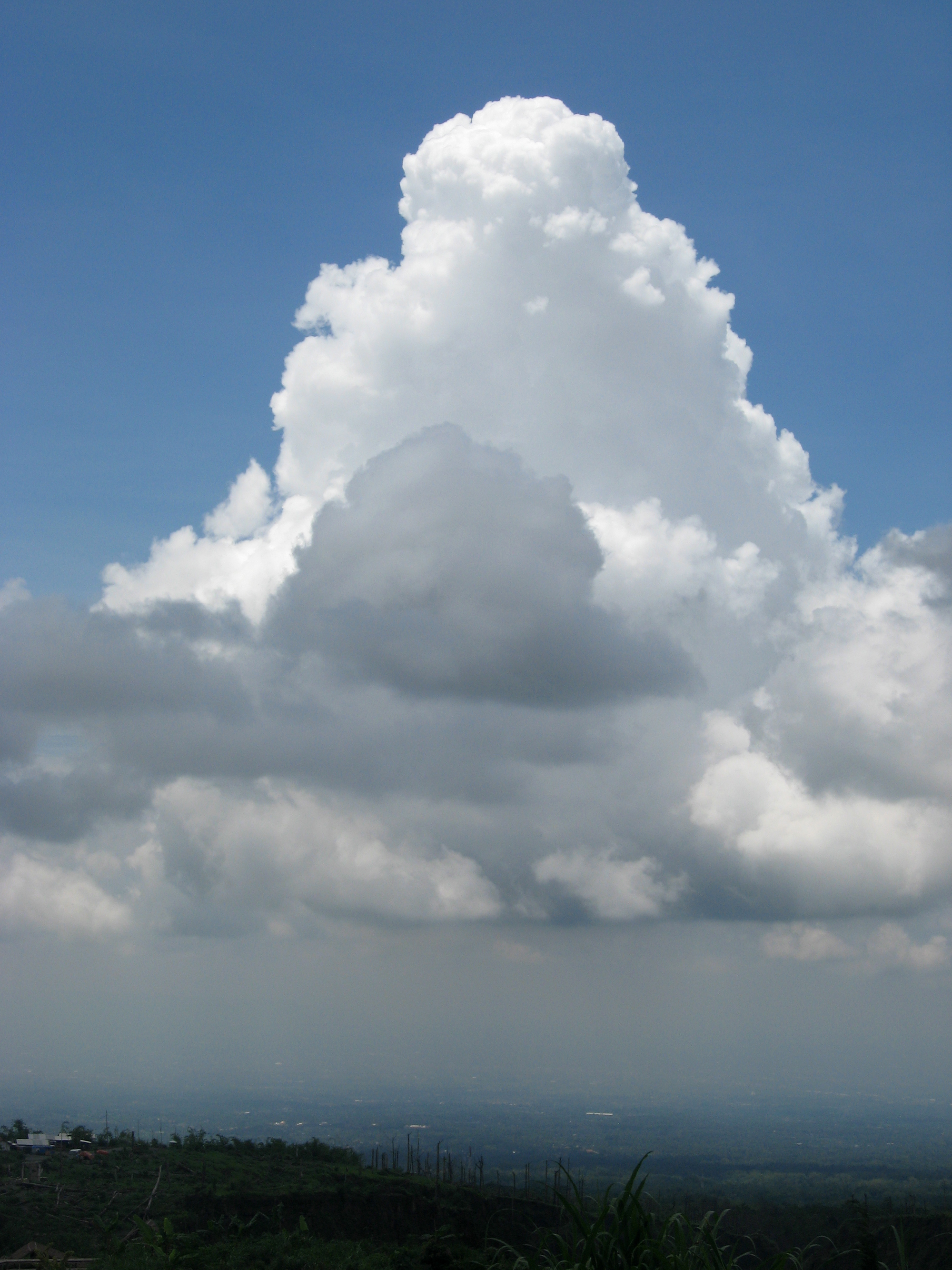 Clouds on the Horizon - Wikipedia