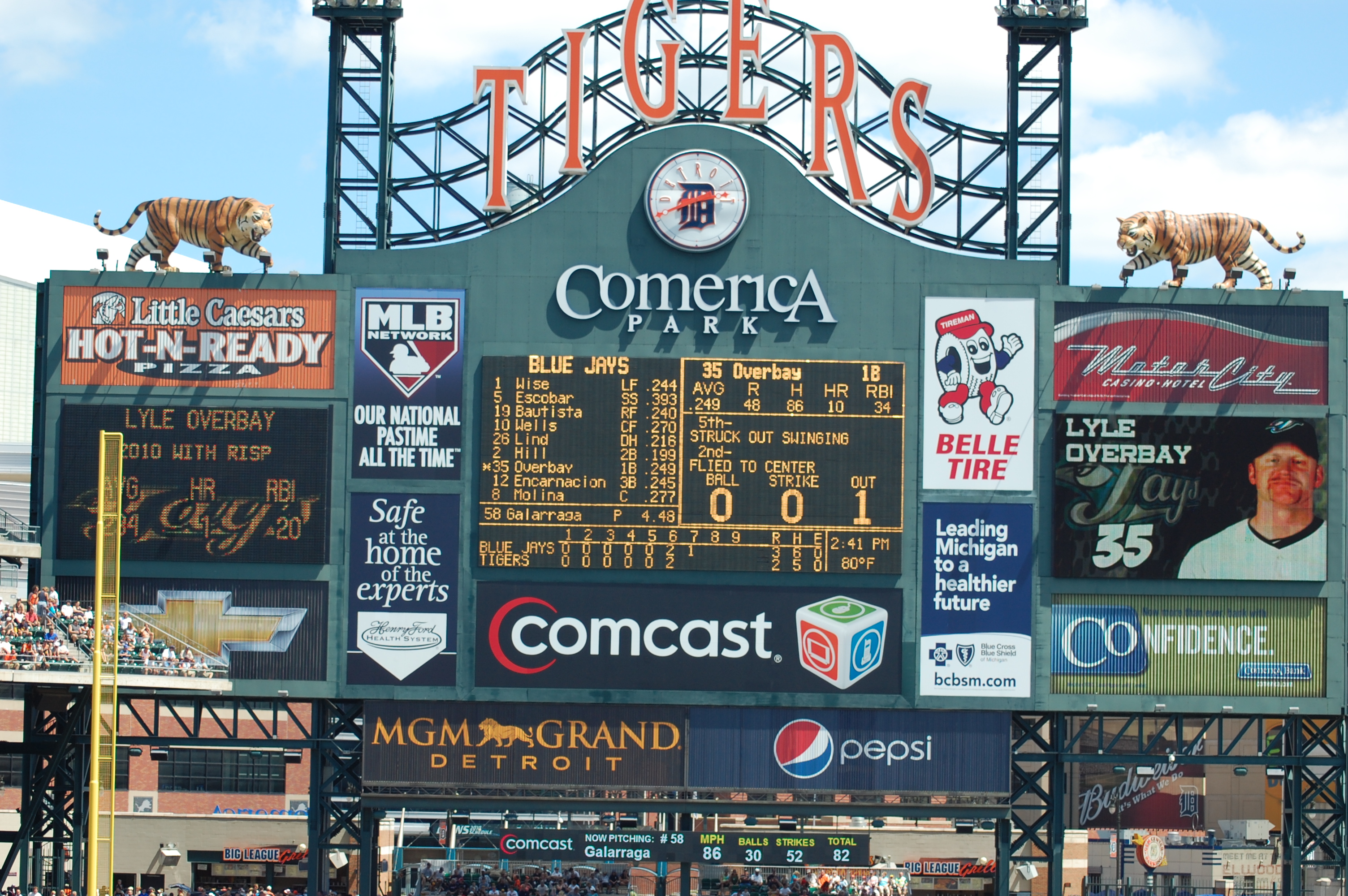 Watch Comerica Park's New Scoreboard Assembled in Time-Lapse