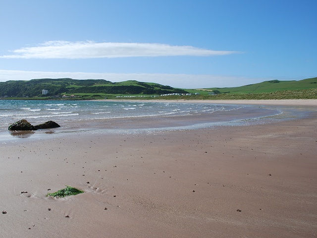 File:Dunaverty Bay - geograph.org.uk - 884912.jpg