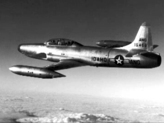 File:F-94B Idaho ANG in flight c1955.jpg