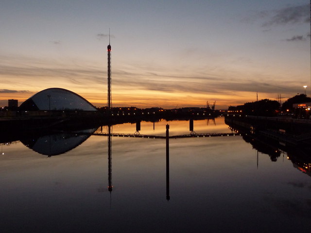 File:Glasgow - sunset over the Clyde - geograph.org.uk - 2091611.jpg