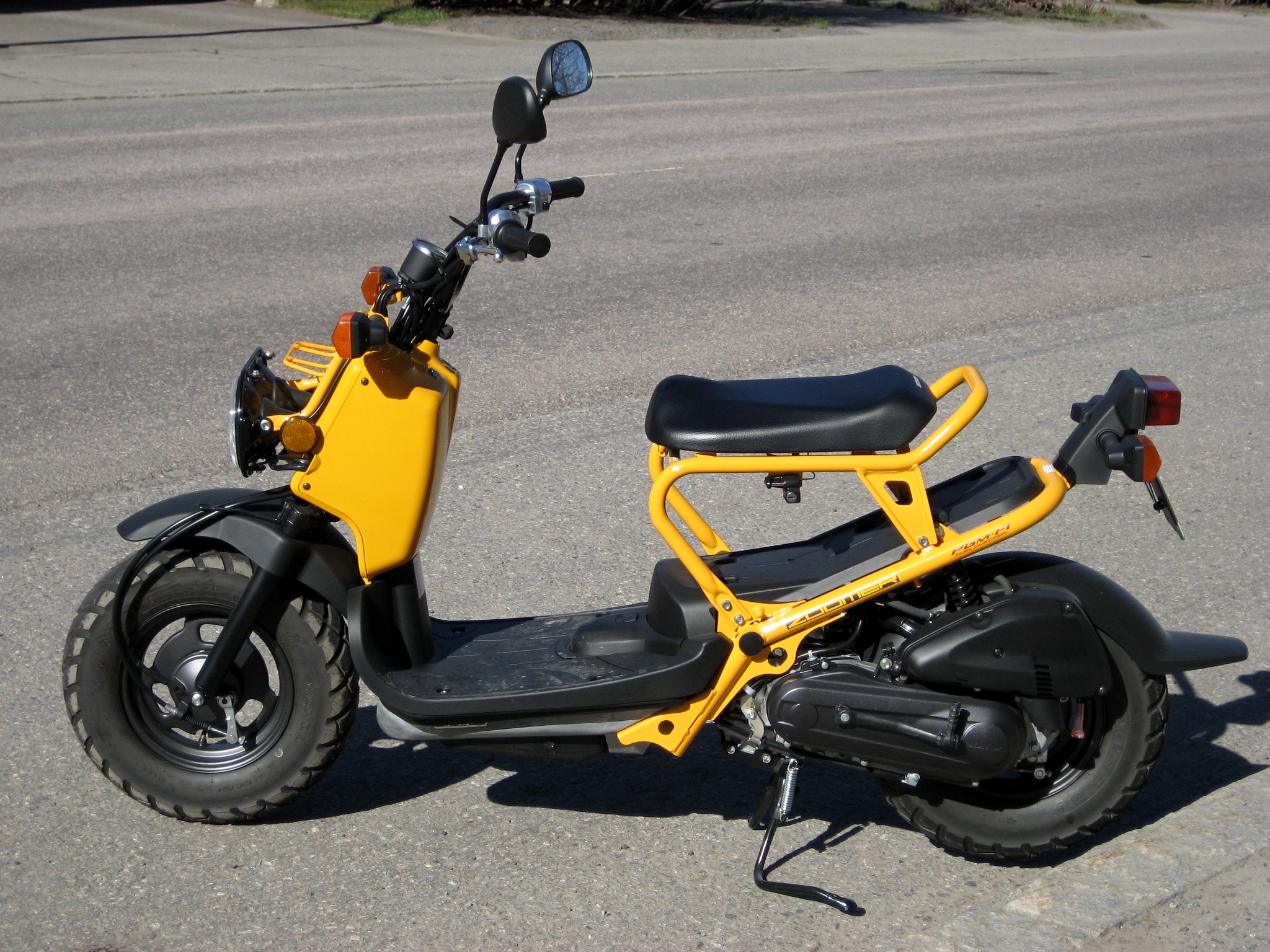 Honda 50cc scooter engine #3