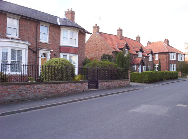 File:Huntington Old Village - geograph.org.uk - 163312.jpg