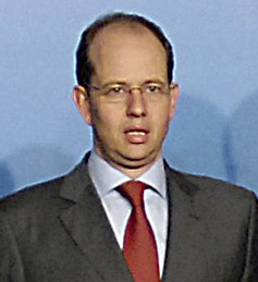 <span class="mw-page-title-main">Jean-Louis Schiltz</span> Luxembourgian lawyer