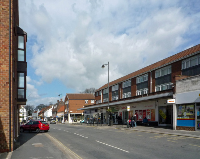 File:King Street, Cottingham - geograph.org.uk - 761580.jpg