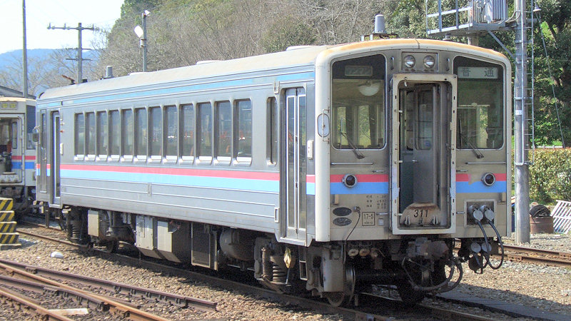 File:Kumagawa-rail KT31 KT-311 20070314.jpg