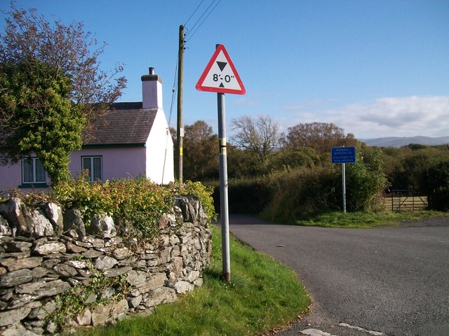 File:Minor road to Beaumaris from the Pen-y-parc crossroads - geograph.org.uk - 1548356.jpg