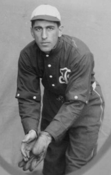 File:Roger Peckinpaugh - Portland Beavers - Obak Cabinet.jpg