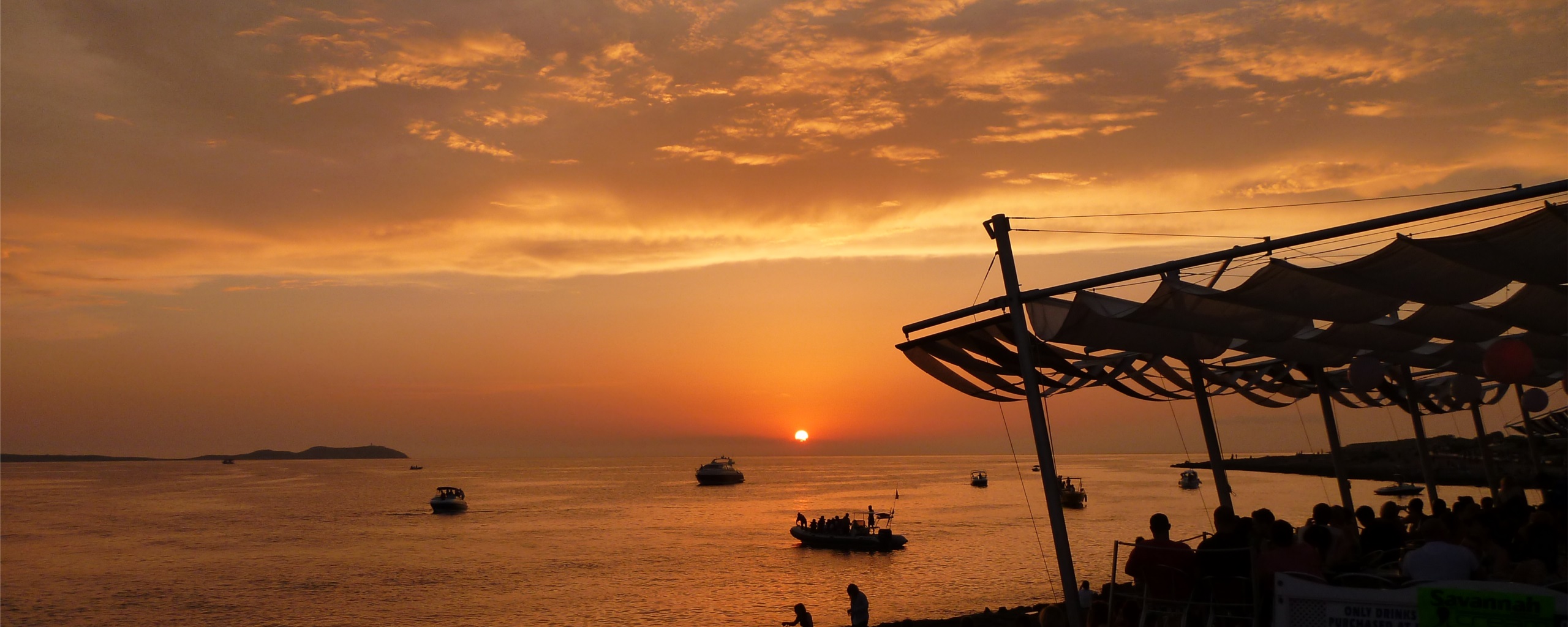 File:Sunset Café del Mar Ibiza 1.jpg - Wikimedia Commons