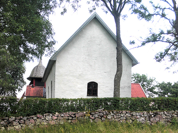 File:Vårkumla kyrka Exteriör 2009-07-15.jpg