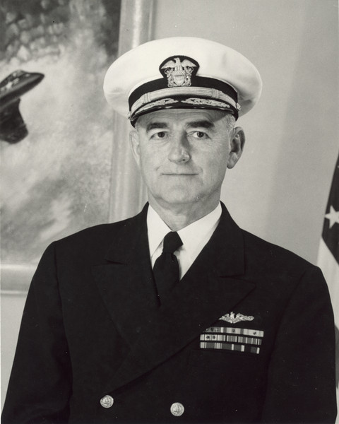 File:ADM McCormick, Lynde D.jpg