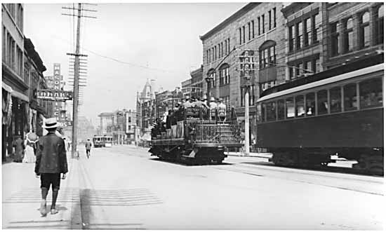 File:BC Electric streetcars 1910.jpg