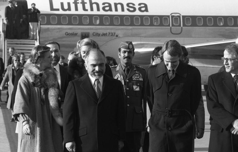 File:Bundesarchiv B 145 Bild-F054854-0011, Hamburg, Staatsbesuch König von Jordanien.jpg