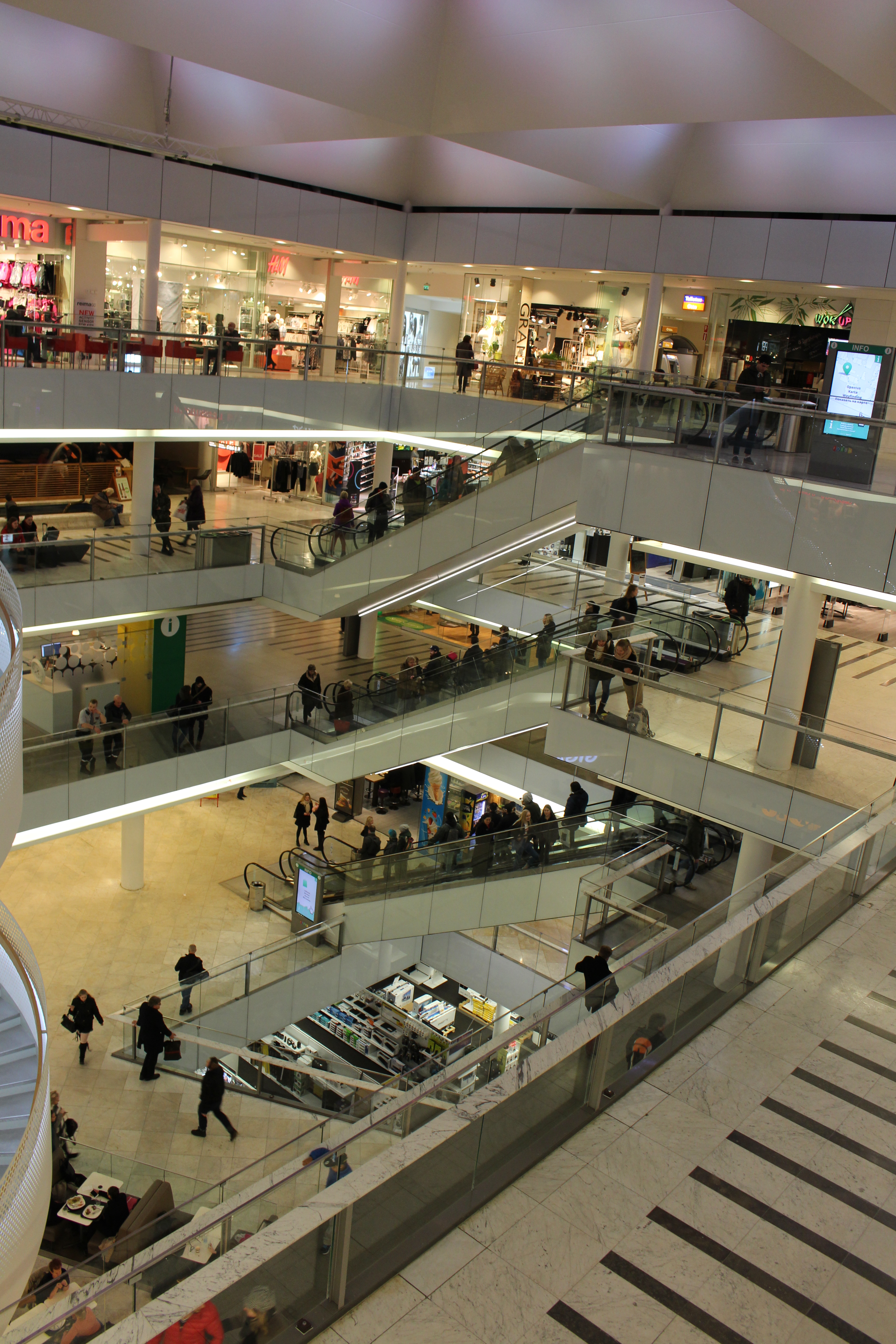 Forum shopping. Mirvac shopping Centre. Шоппинг центр недалеко от Подольска. Jervis shopping Centre. Bay shopping Center Malta.