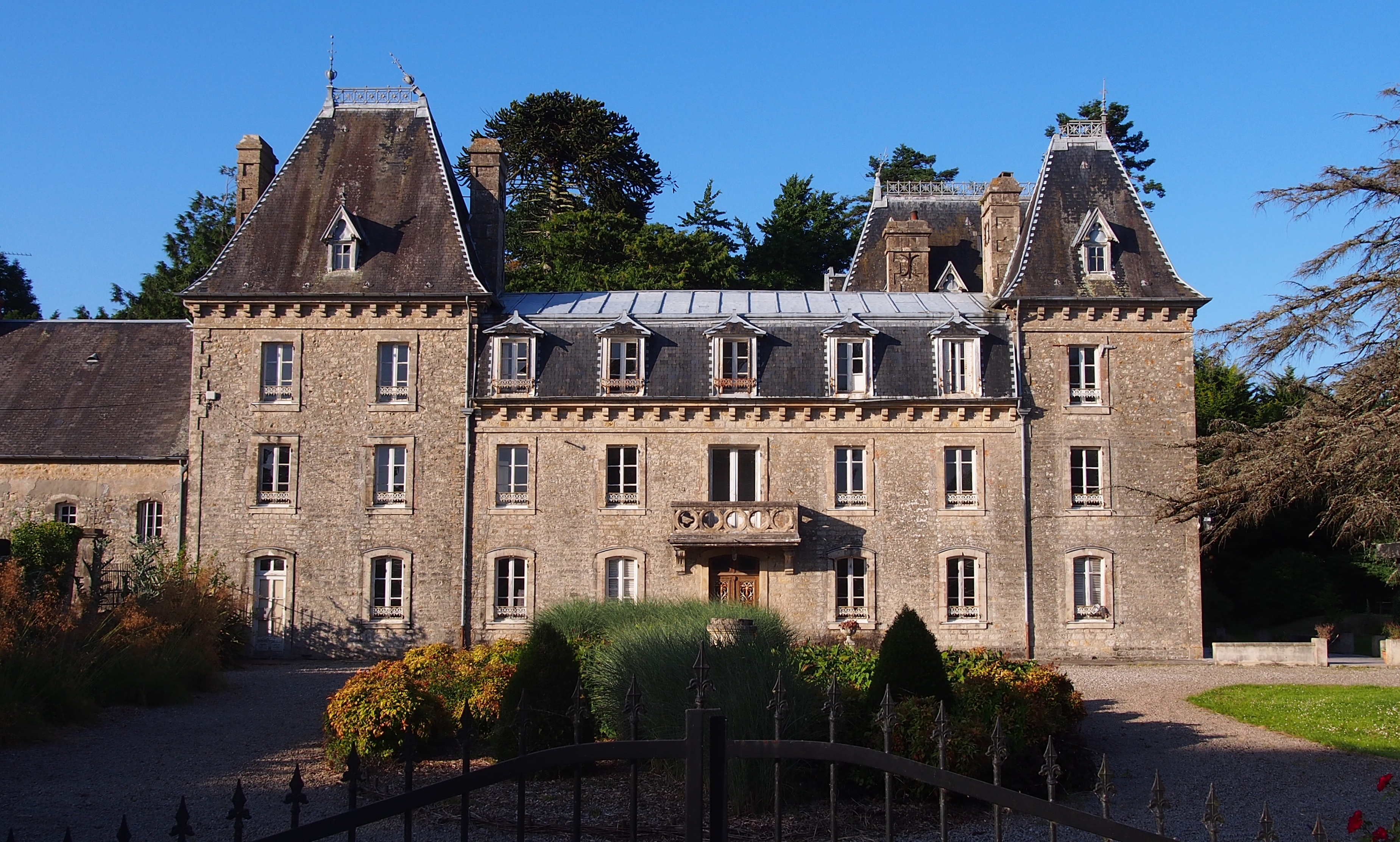 Saint-Côme-du-Mont. Pour changer d'air, le jardin du château Bellenau
