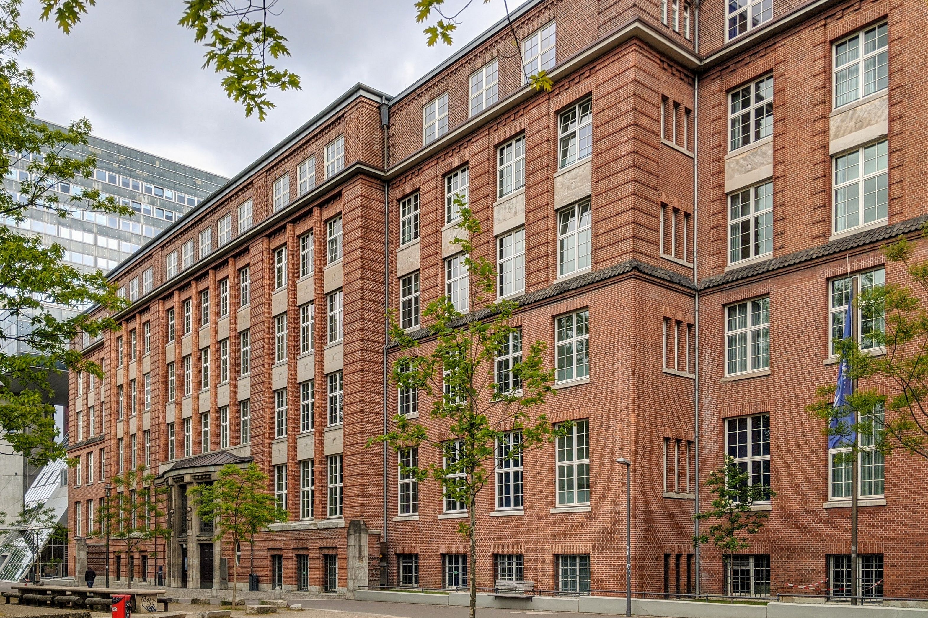 Hauptgebäude am Campus Berliner Tor der HAW Hamburg