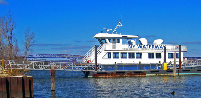 File:Newburgh-Beacon ferry.jpg