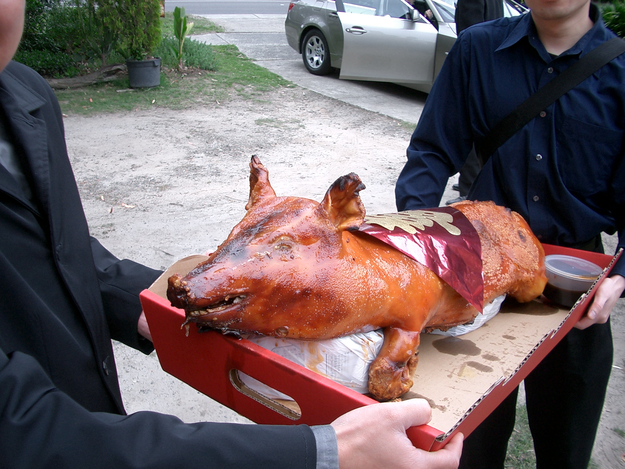 3. A whole new meaning to having a hog roast buffet in China! 
