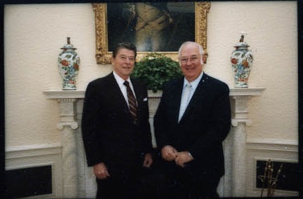 File:Ronald Reagan with ambassador Shirley Abbott.jpg