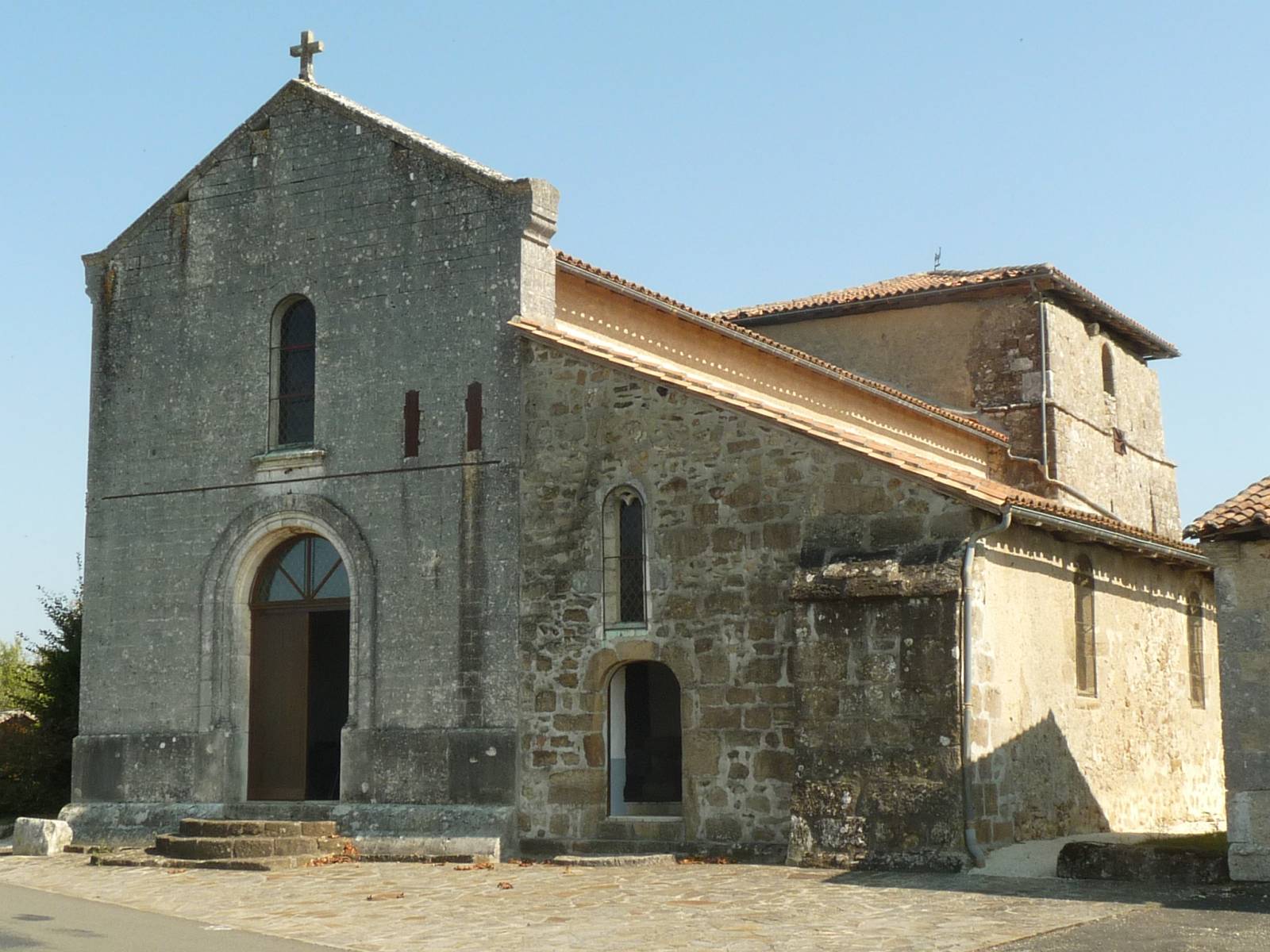 Église Notre-Dame de Rouzède  France Nouvelle-Aquitaine Charente Rouzède 16220