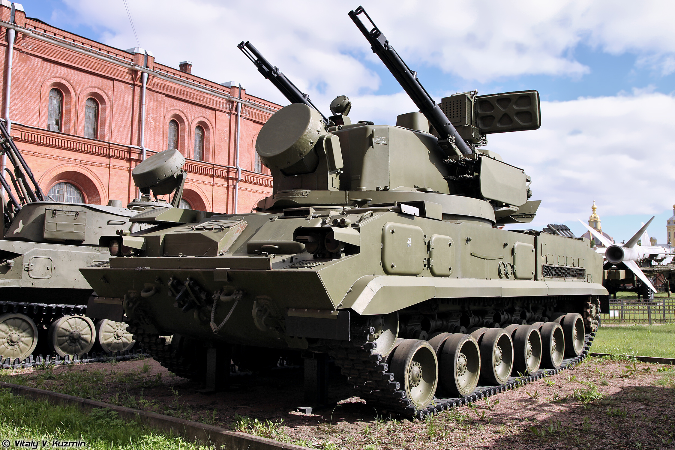 SpB-Museum-artillery-40.jpg