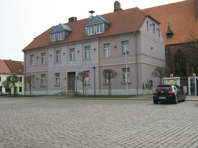 File:Usedom Rathaus.jpg