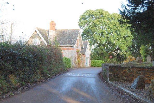 File:Verger's cottage - geograph.org.uk - 1078241.jpg