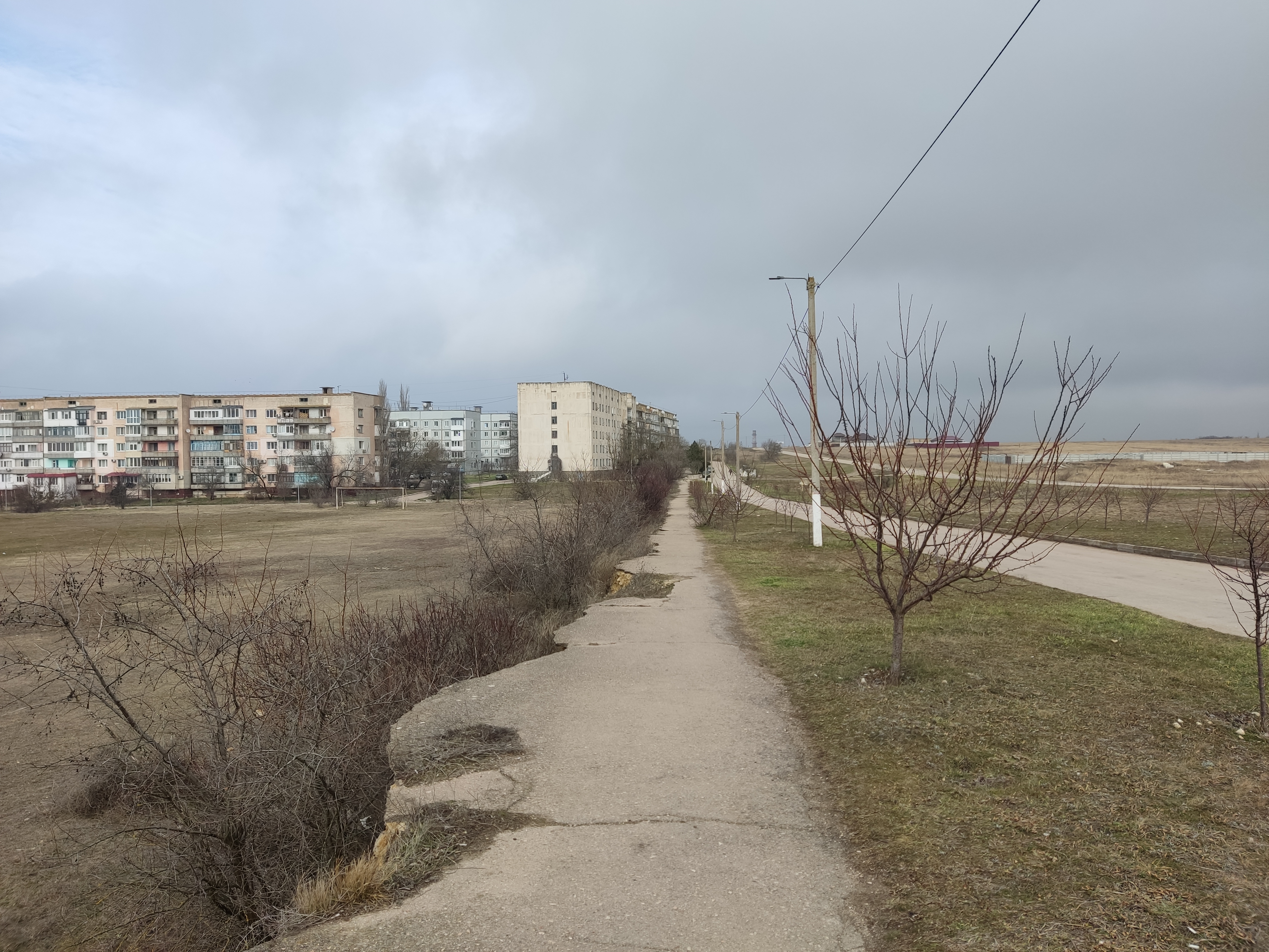 Новоозерное крым. Село Новоозерное Крым. Поселок городского типа Новоозерное. Поселок городского типа Новоозерное 2022. Пляж в пгт Новоозерное Крым 2020 - 2022.