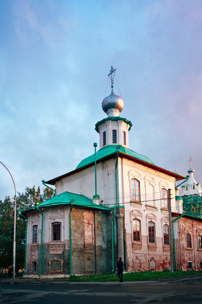 Церковь Покрова на торгу Вологда