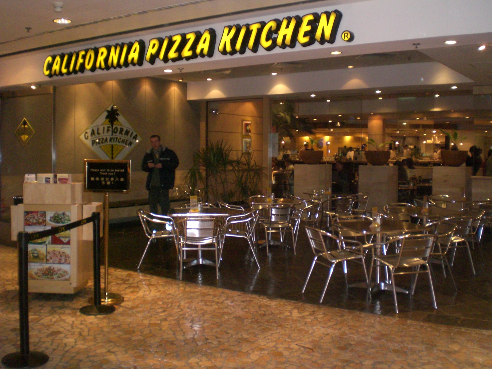 File13f Hk Causeway Bay Times Square Food Forum California Pizza Kitchenjpg Wikimedia Commons