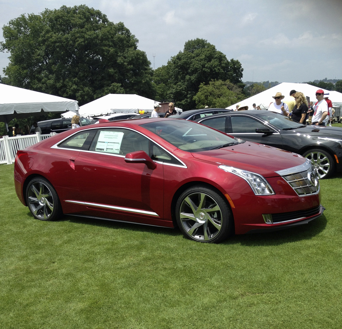 Cadillac ELR 2014