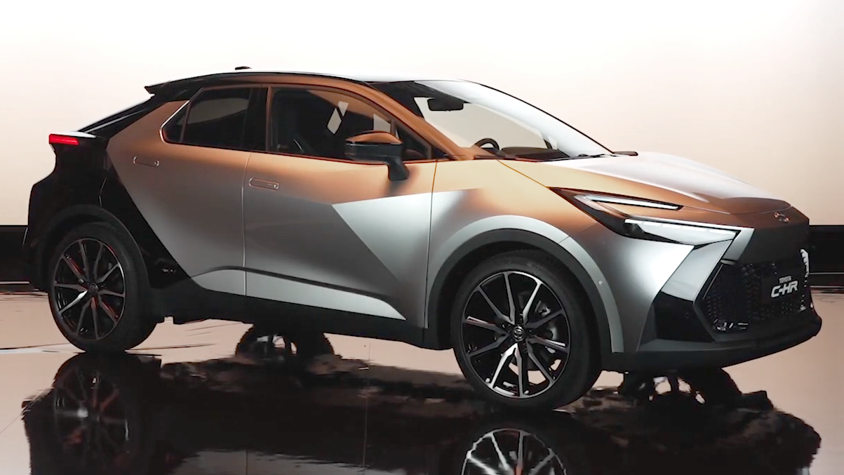 File2024 Toyota CHR HEV GR Sport (Europe) front view 01.png Wikipedia