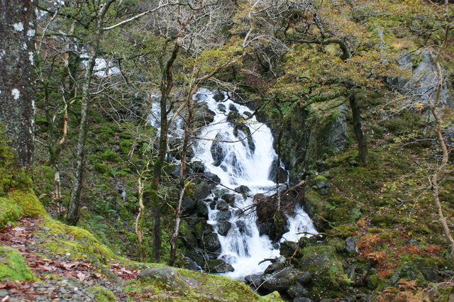 File:A waterfall on the Nant Cadair - geograph.org.uk - 1570548.jpg