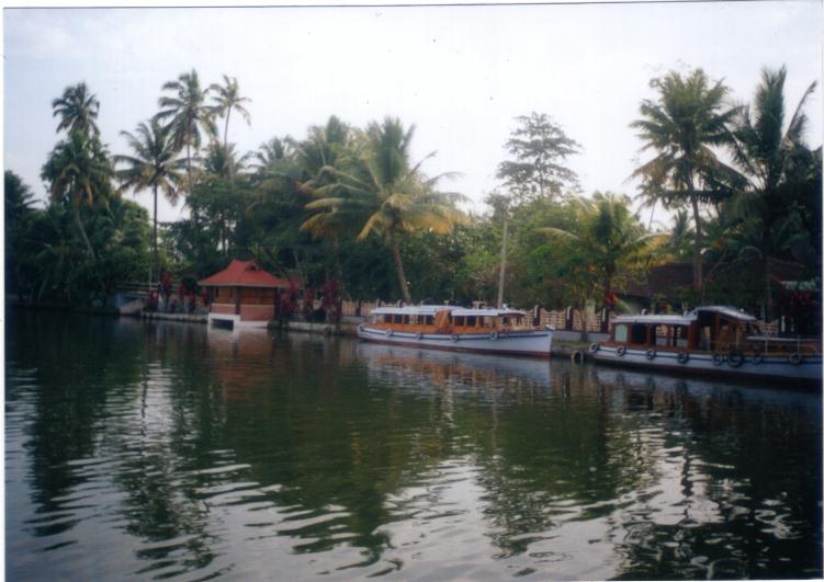 File:Around Alappuzha backwaters Kerala.jpg