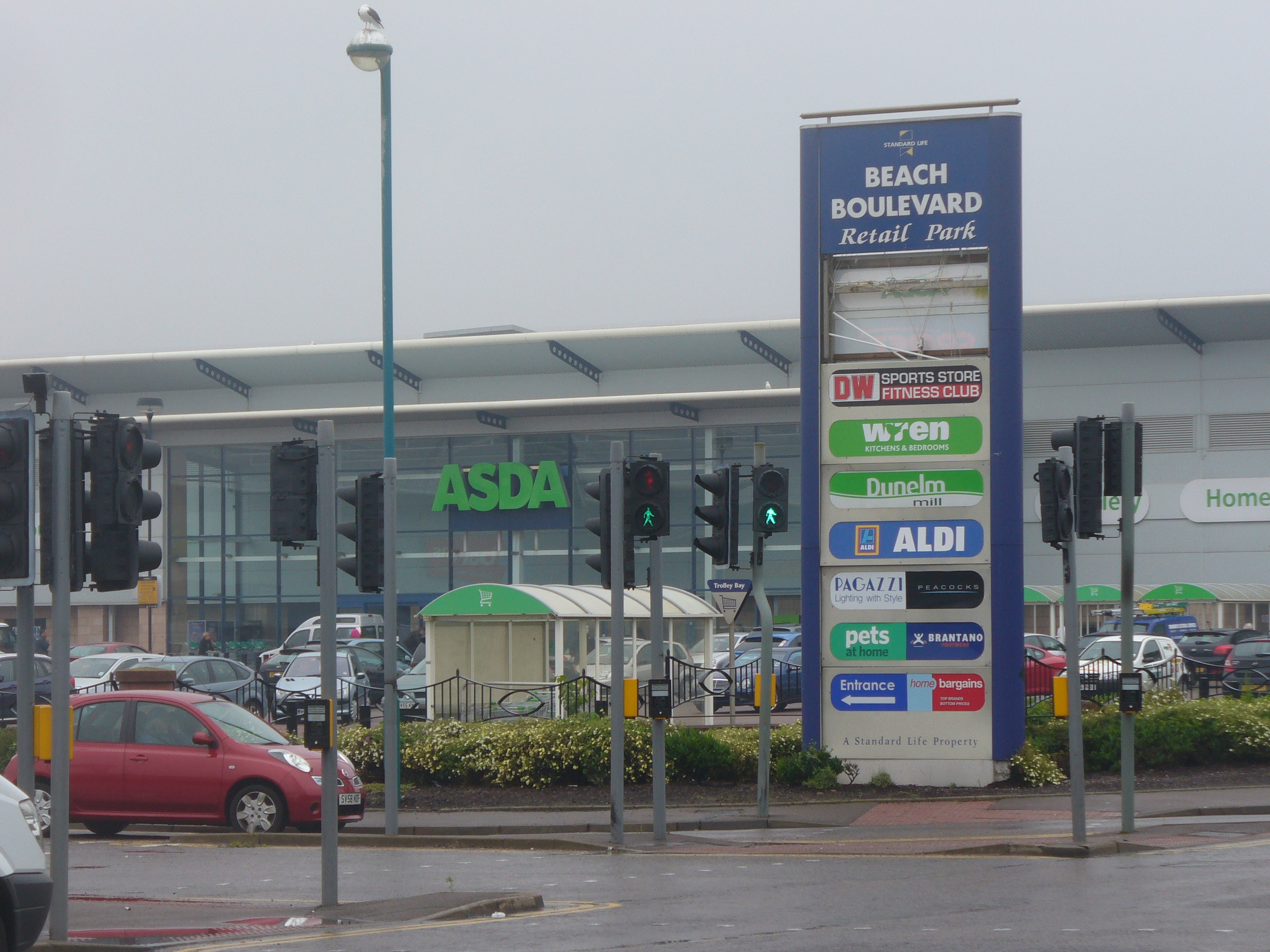 File Beach Boulevard Retail Park geograph 2653834.jpg