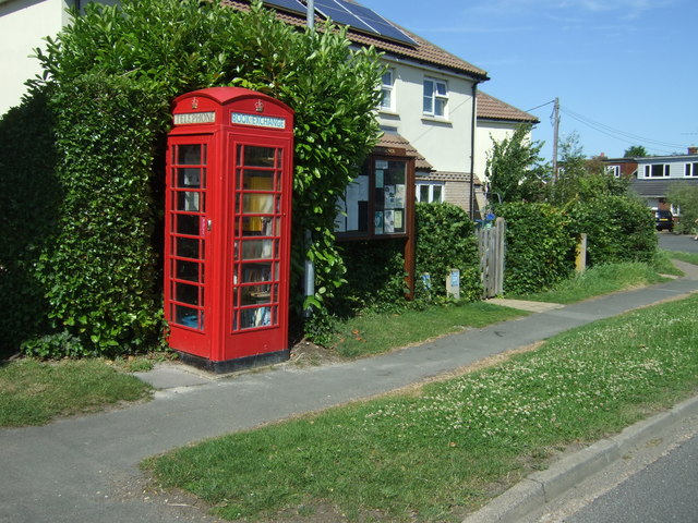 File:Book exchange, Haslingfield - geograph.org.uk - 5426469.jpg