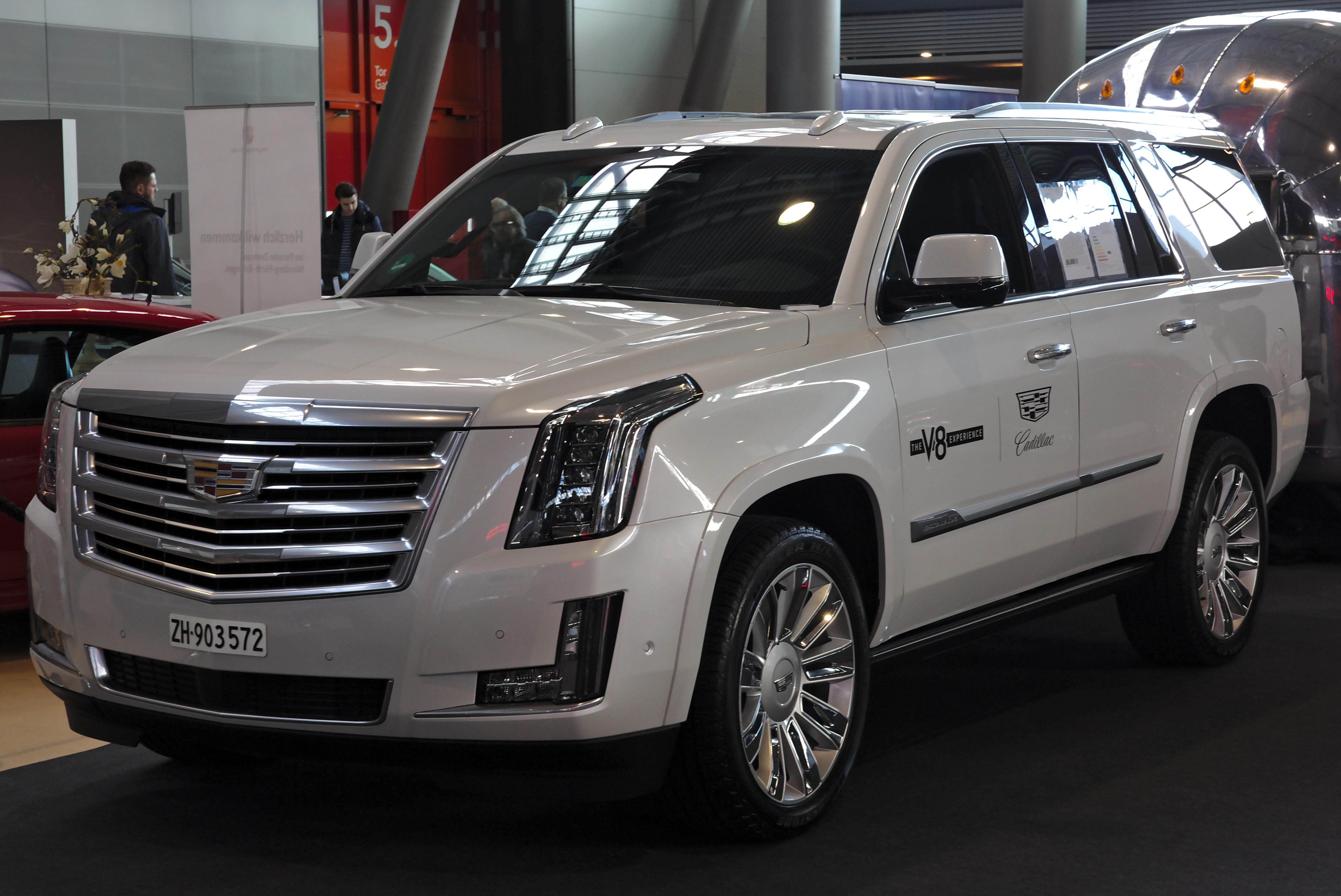 cadillac escalade video review