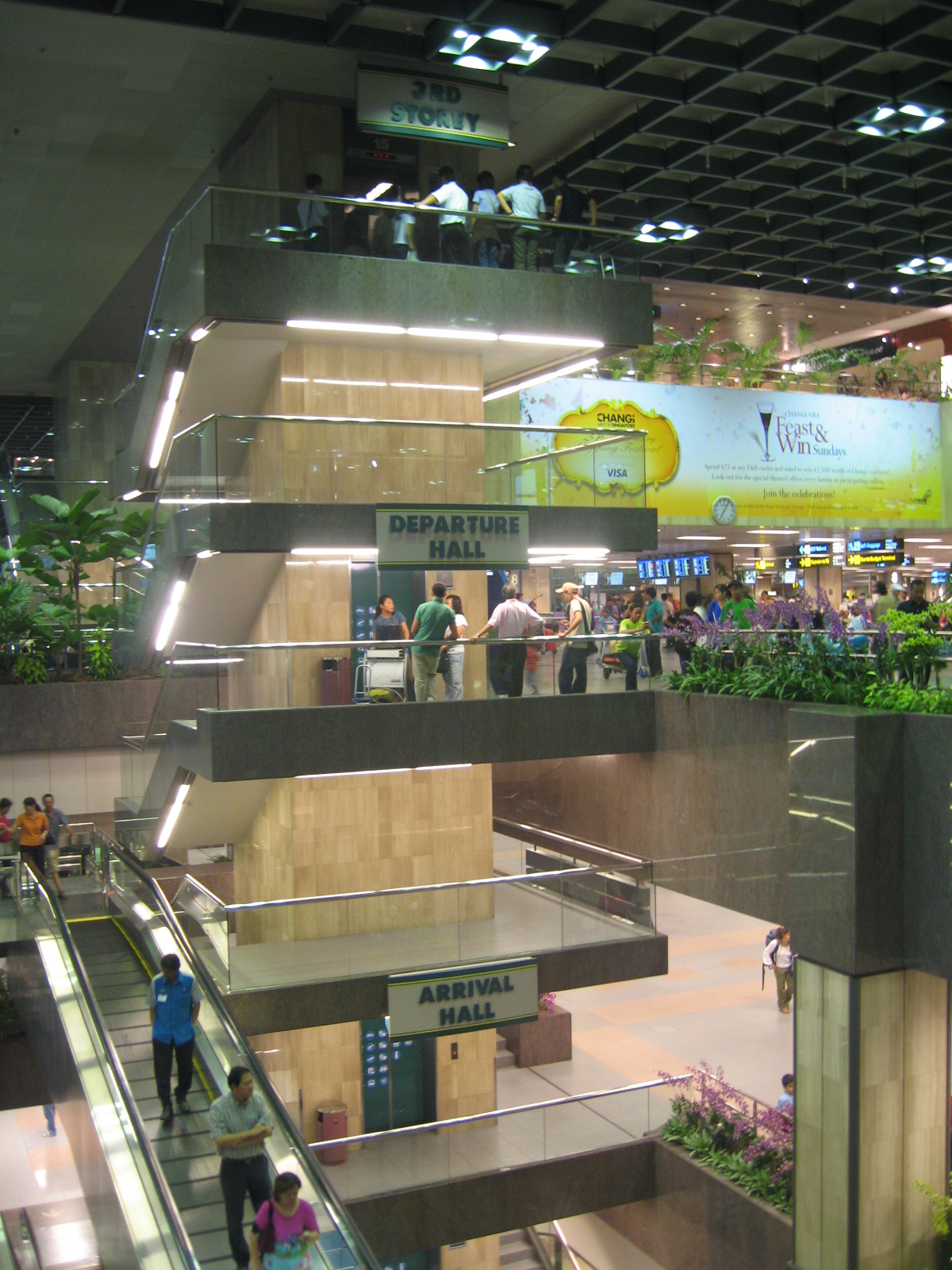 File:Changi Airport, Terminal 1, Arrival Hall.JPG - Wikimedia Commons