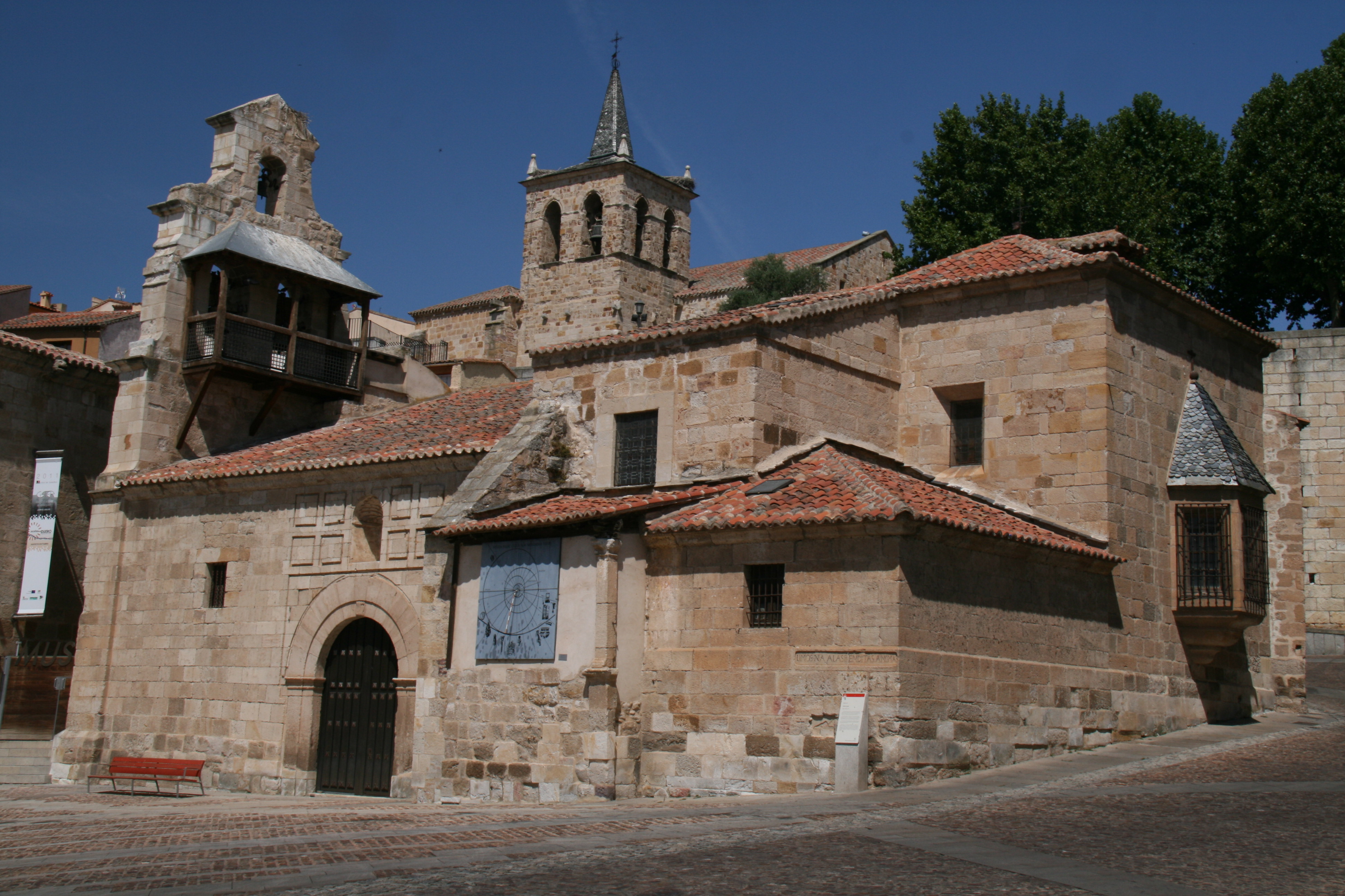 Iglesia de Santa Lucía (Zamora) - Wikipedia, la enciclopedia libre