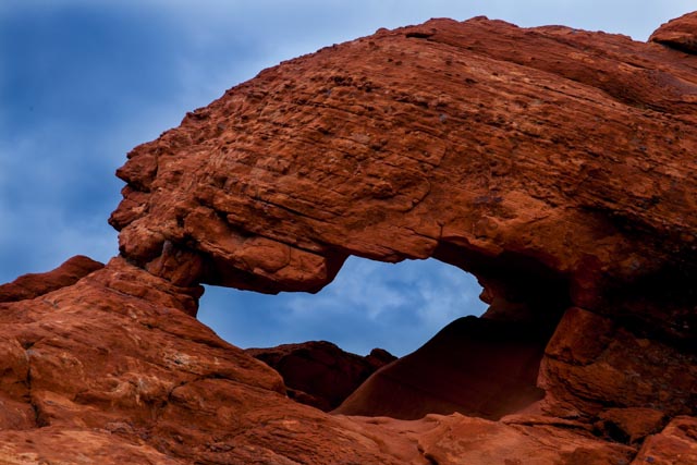 File:Cool rock formation near the Mouses Tank parking lot (8285921971).jpg