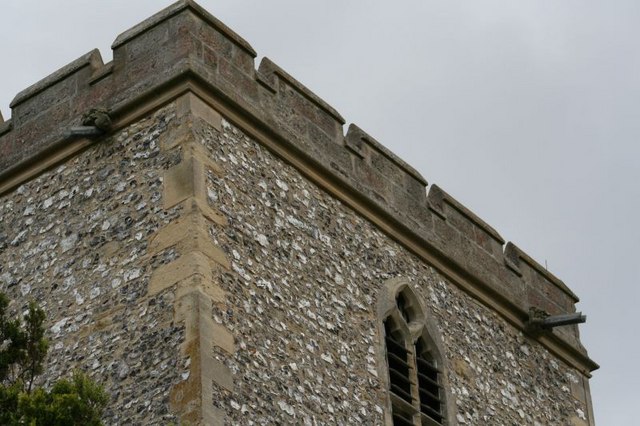 File:Gargoyle on the tower 7 - geograph.org.uk - 939208.jpg